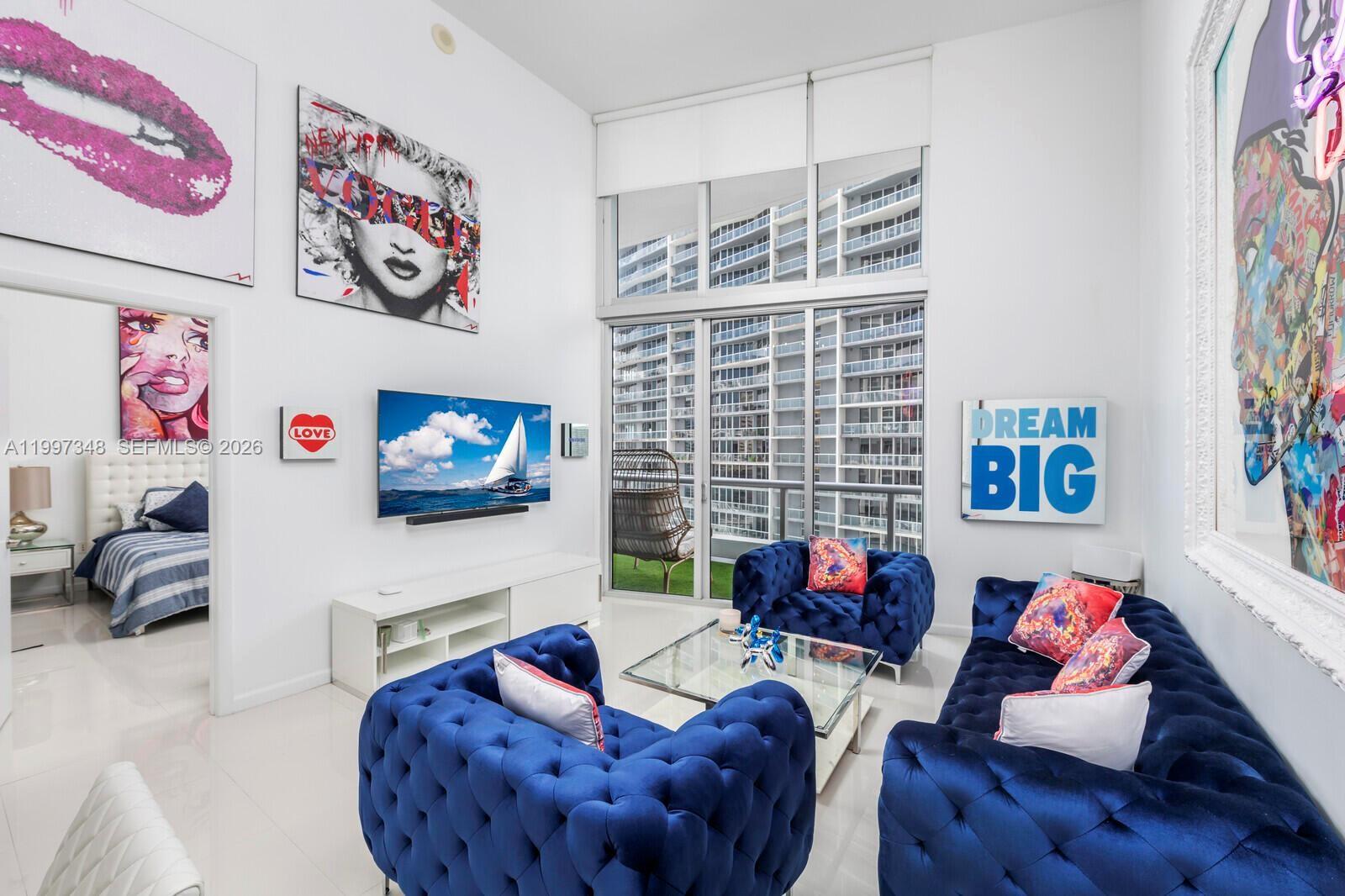 image Icon Brickell I1