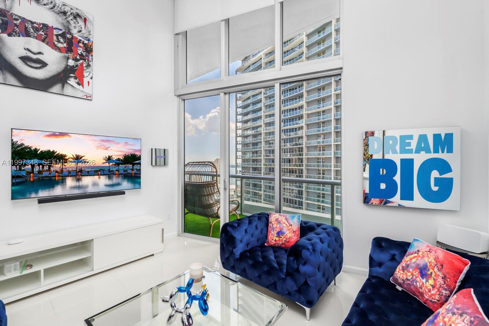 image Icon Brickell I2