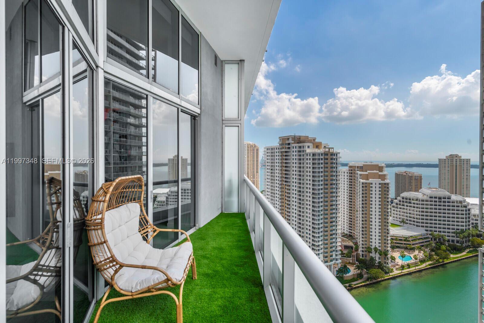 image Icon Brickell I7