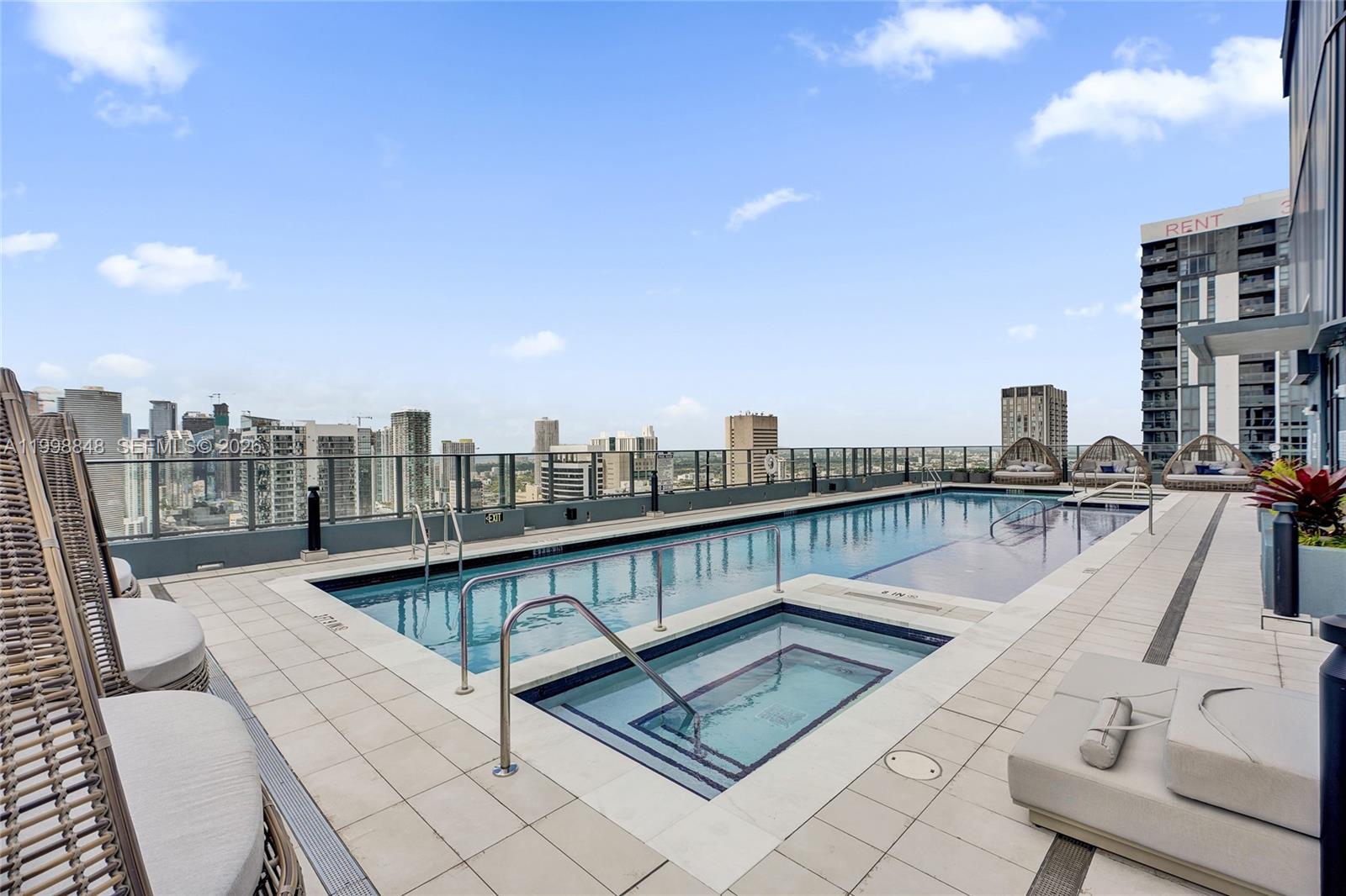 image 501 FIRST Residences13