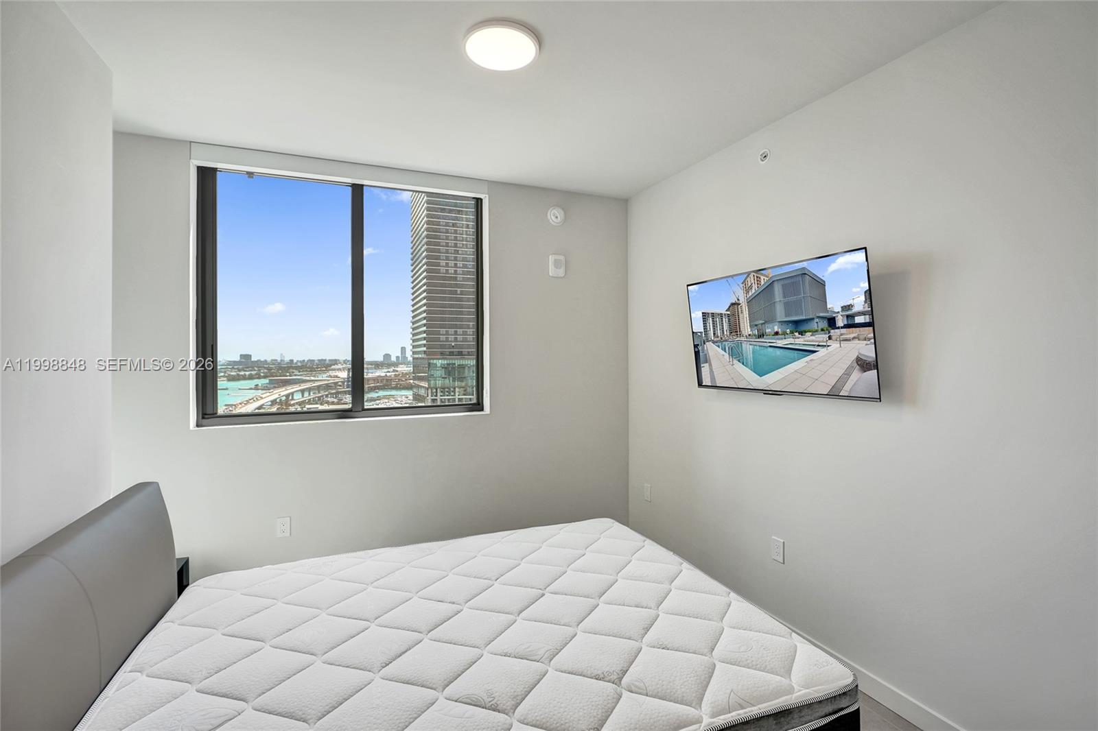 image 501 FIRST Residences7