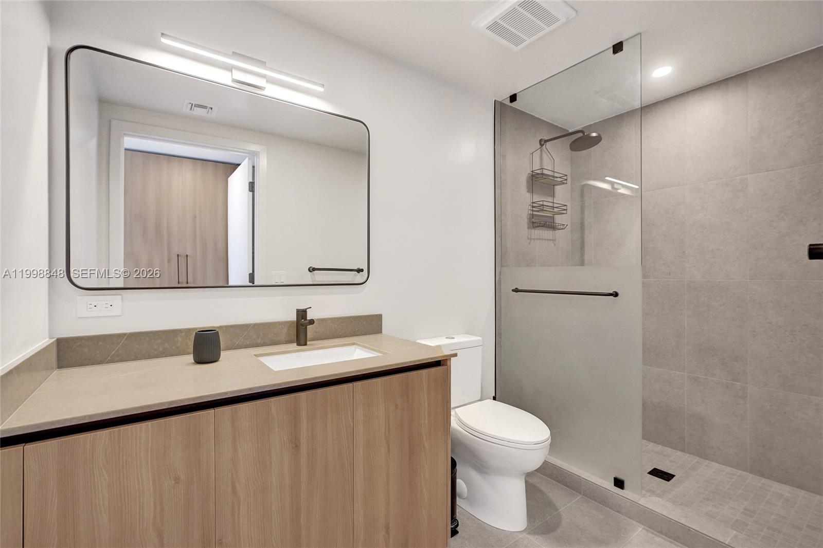 image 501 FIRST Residences8