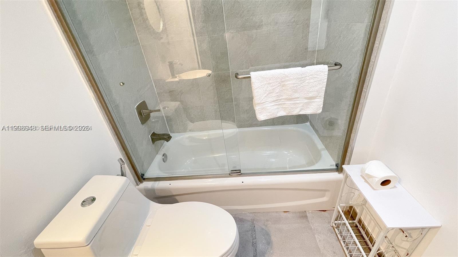 image The Club at Brickell Bay11