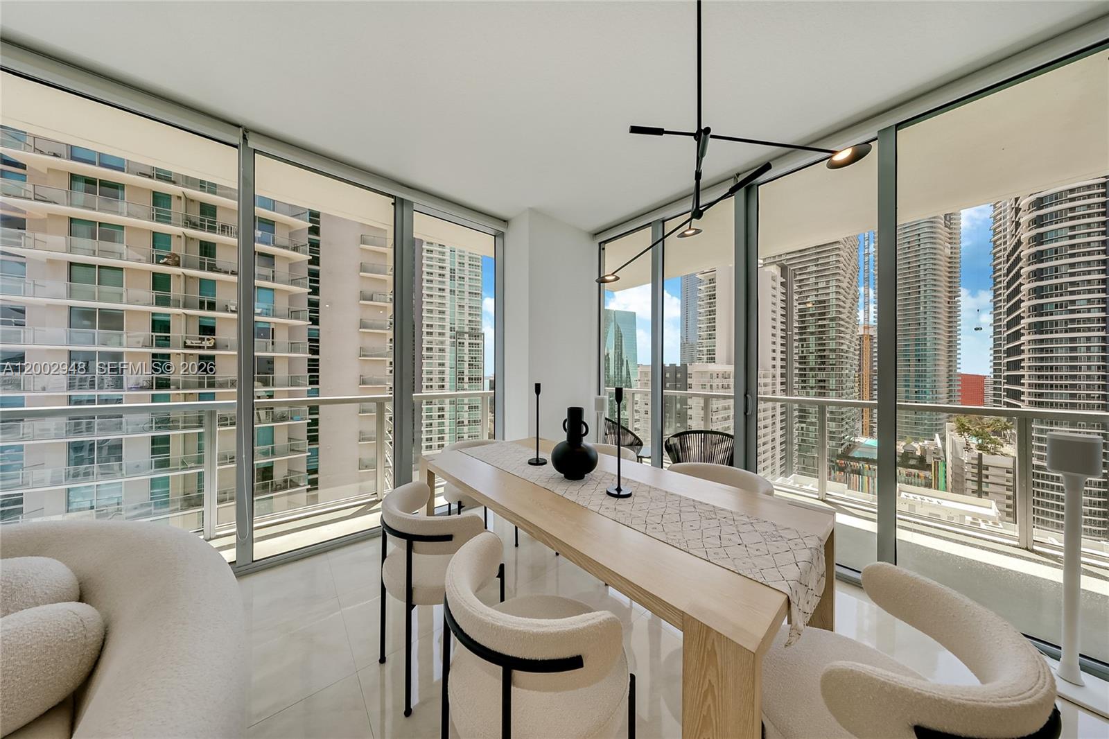 1111 SW 1st Ave #2719-N Miami, FL 33130