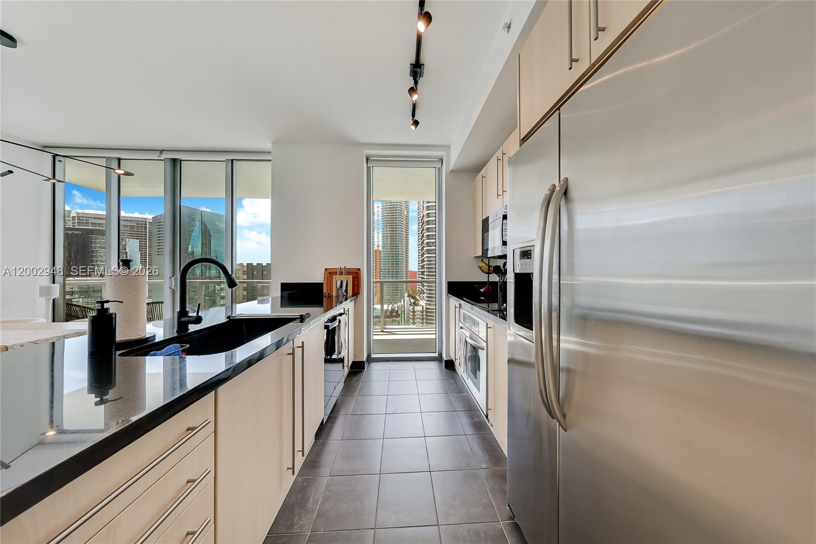 1111 SW 1st Ave #2719-N Miami, FL 33130