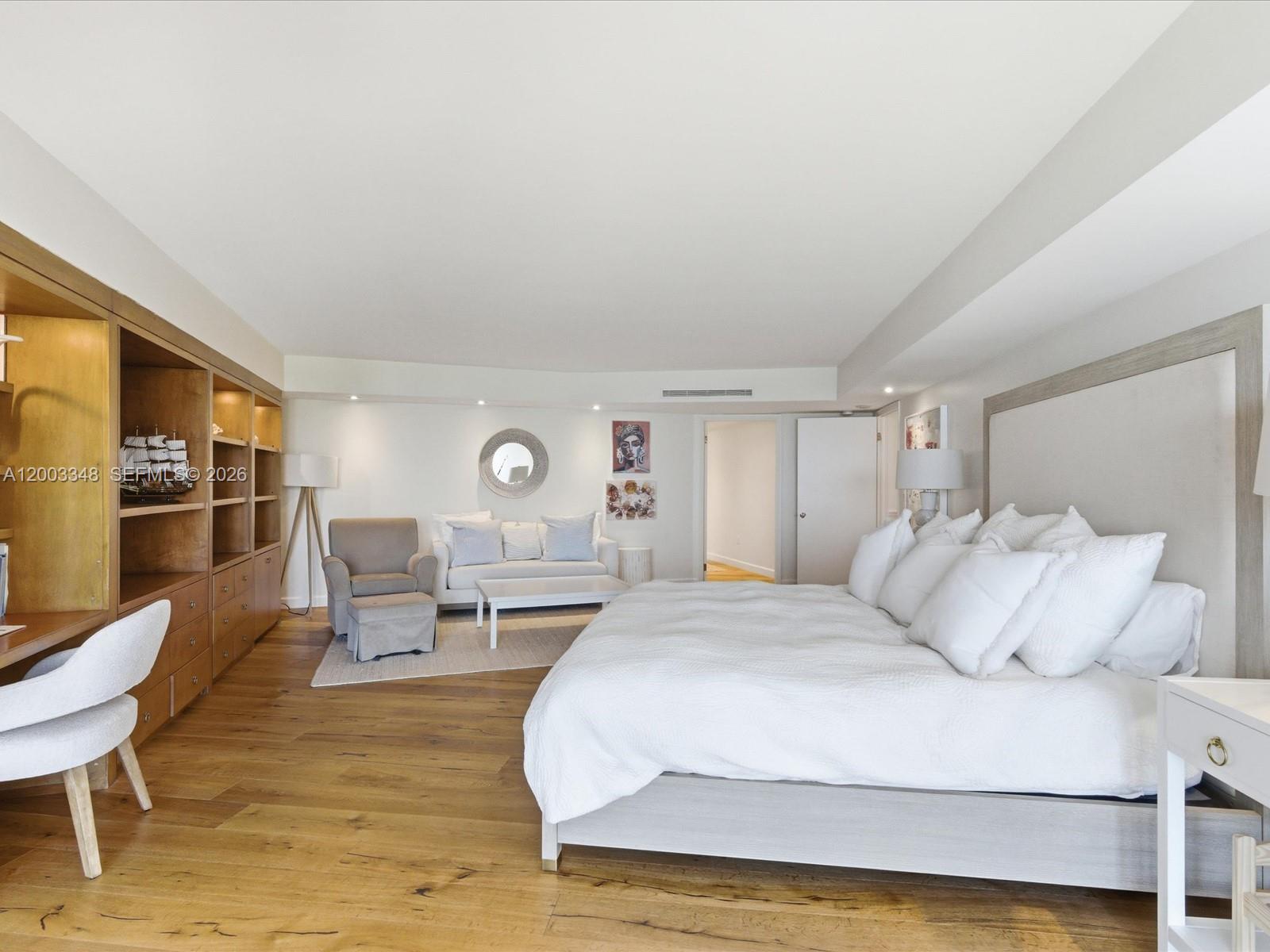 600 Grapetree Dr #10BN Key Biscayne, FL 33149