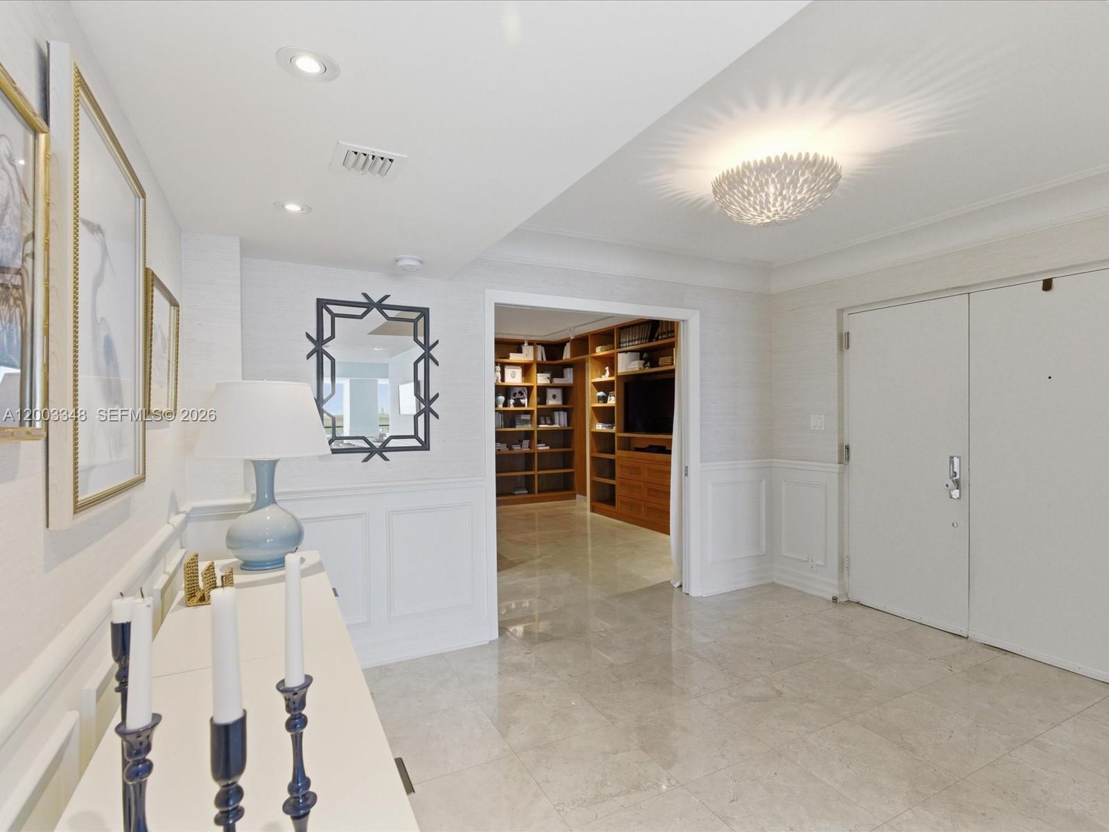 600 Grapetree Dr #10BN Key Biscayne, FL 33149