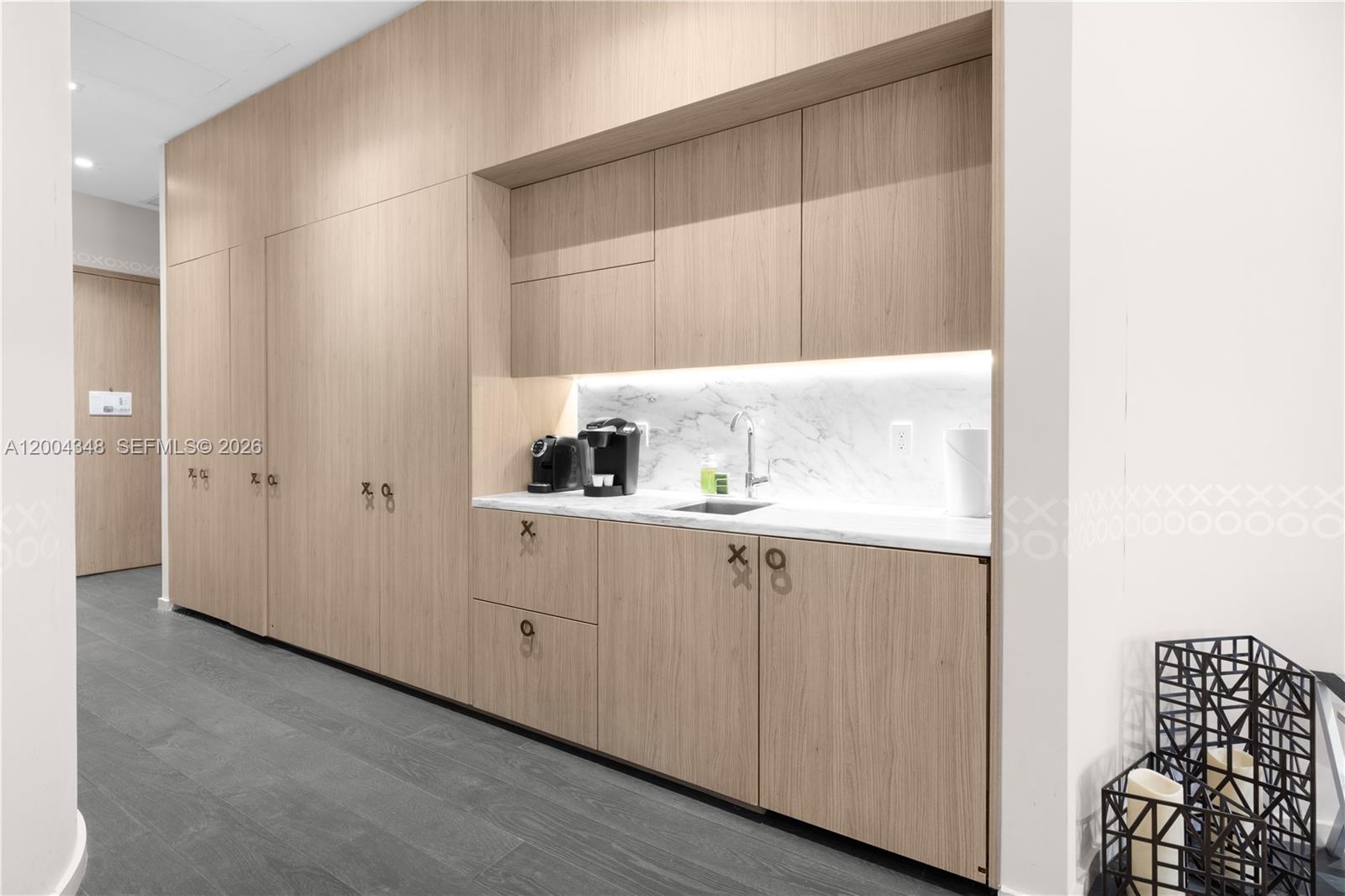 801 Miami Ave #709 Miami, FL 33130