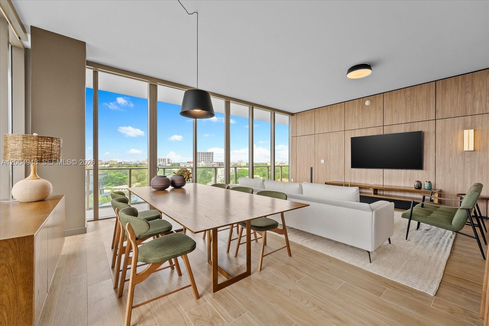 2678 Tigertail Ave #701 Miami, FL 33133