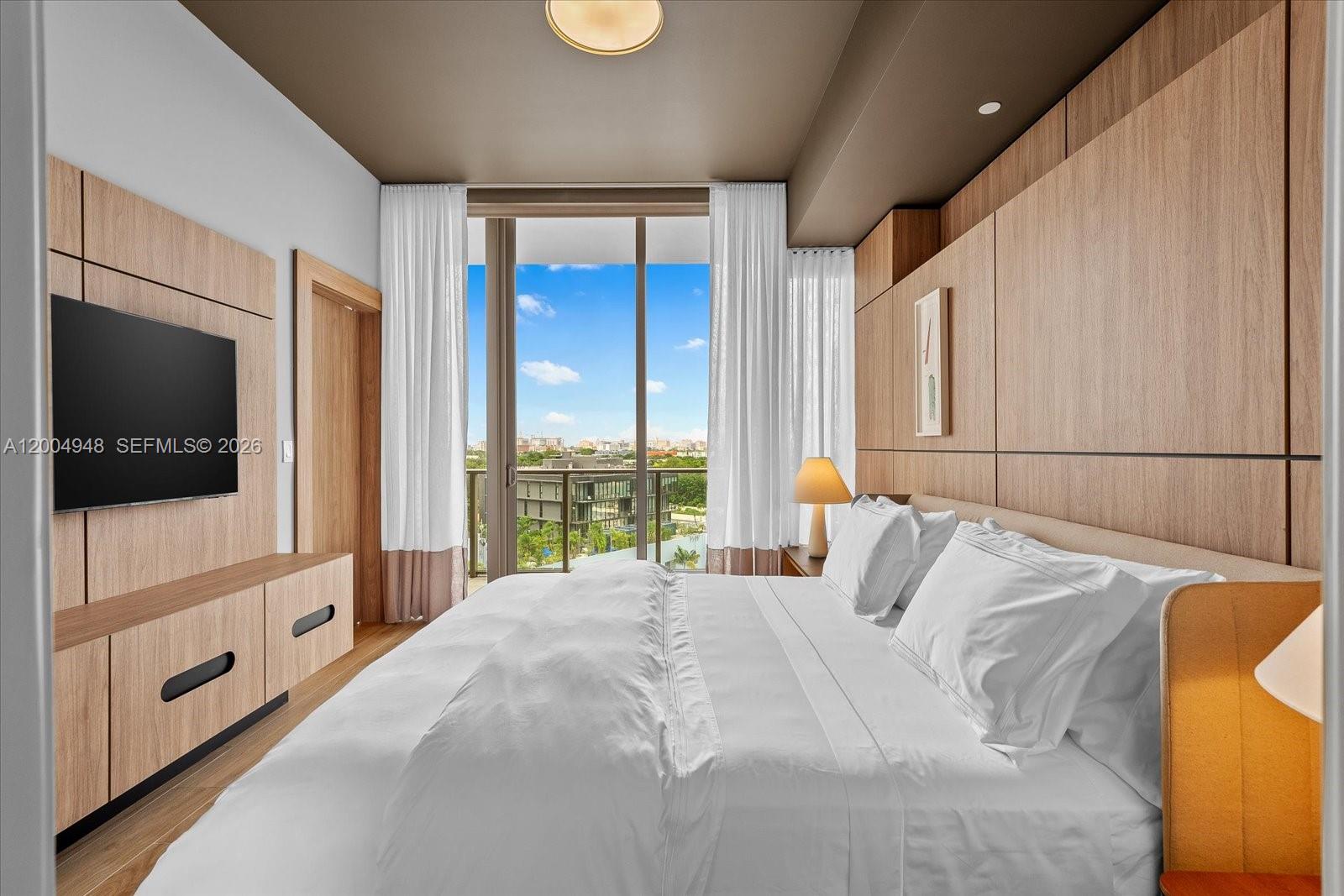 2678 Tigertail Ave #701 Miami, FL 33133