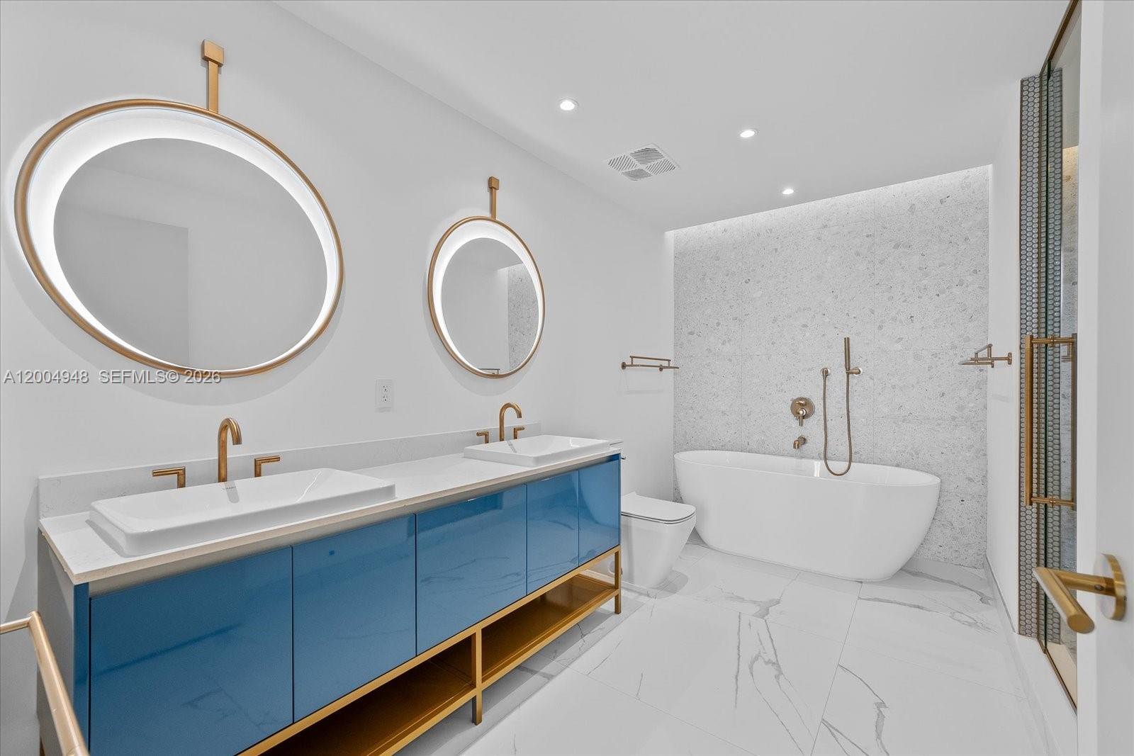 2678 Tigertail Ave #701 Miami, FL 33133