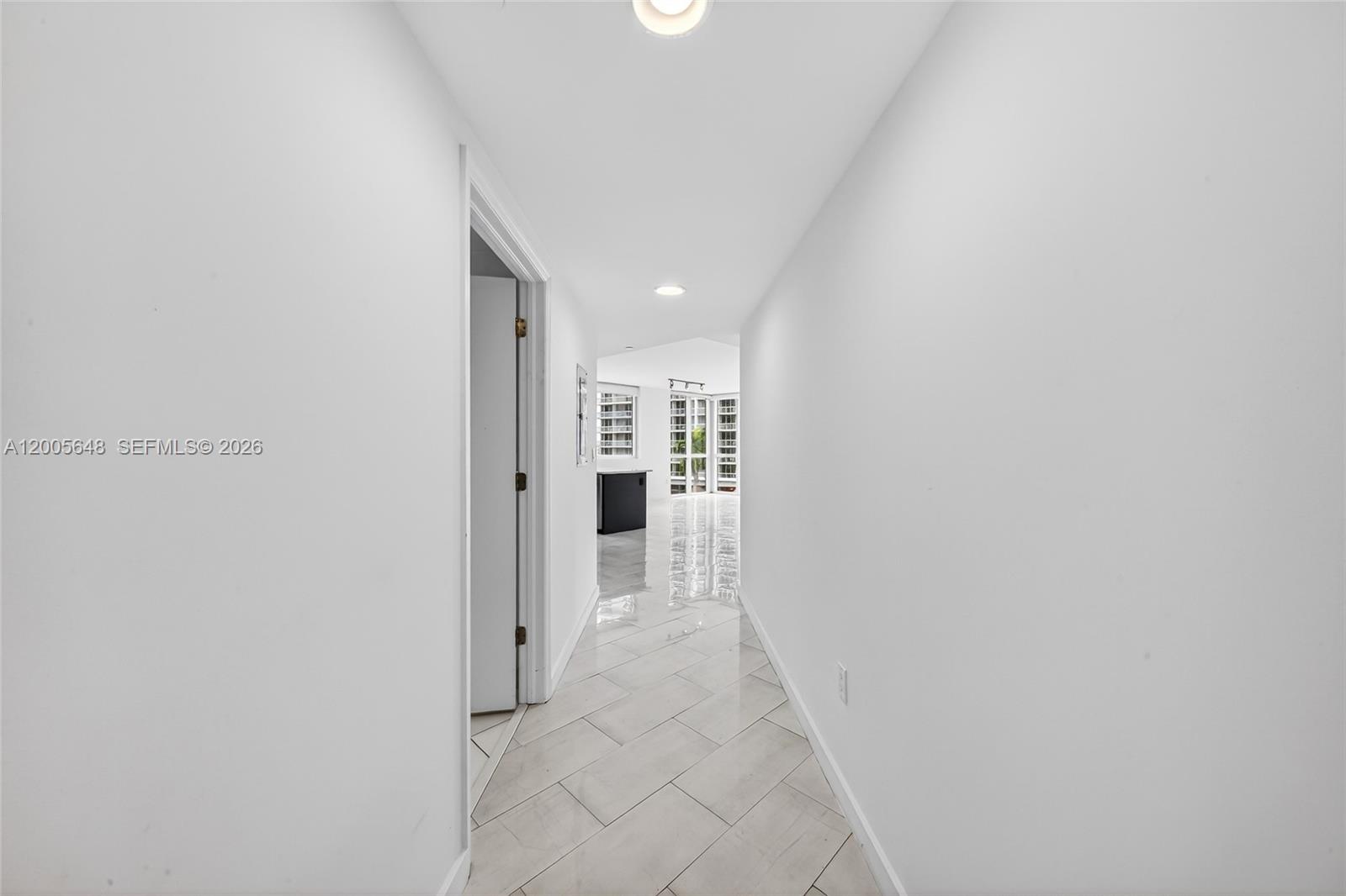 image 500 Brickell East13