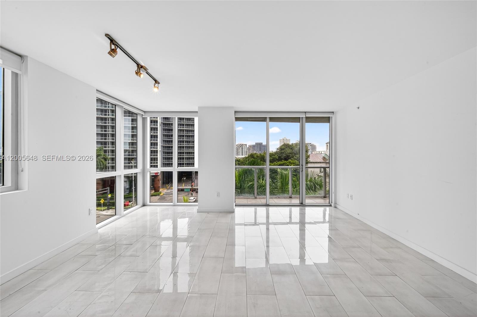 image 500 Brickell East1
