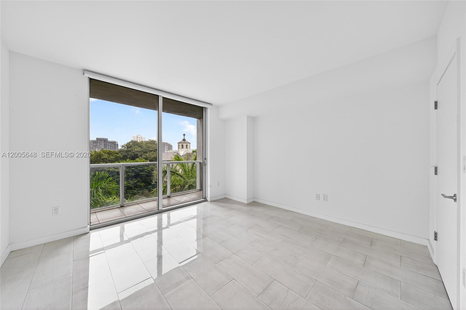 image 500 Brickell East22