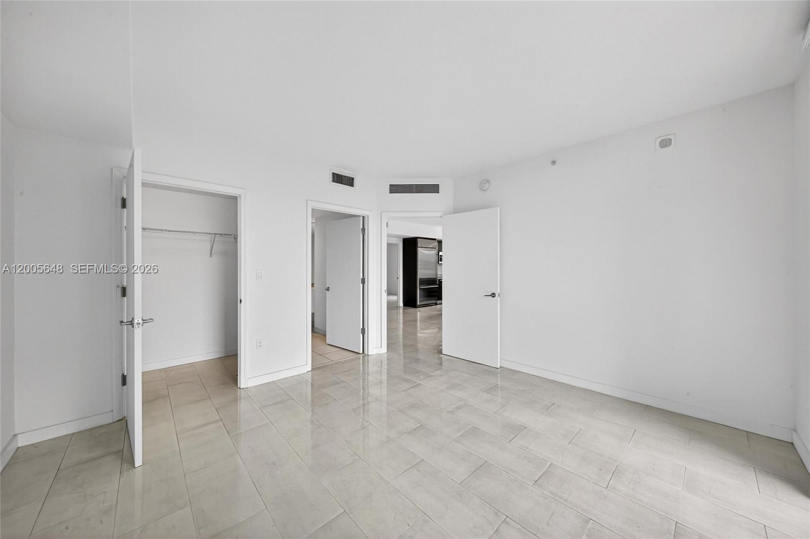 image 500 Brickell East24