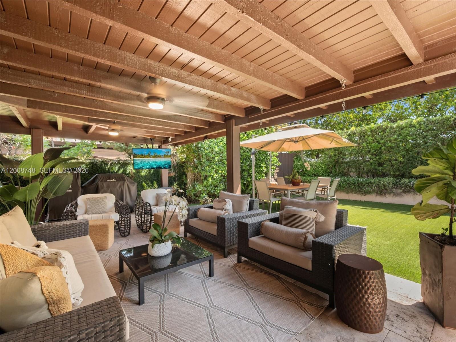 8889 SW 78th Ct Miami, FL 33156