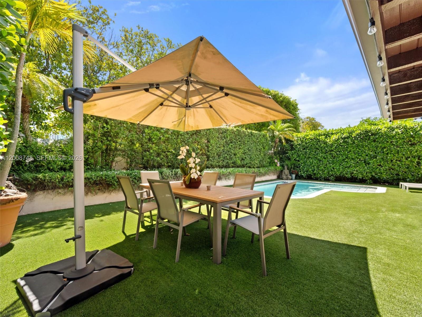 8889 SW 78th Ct Miami, FL 33156