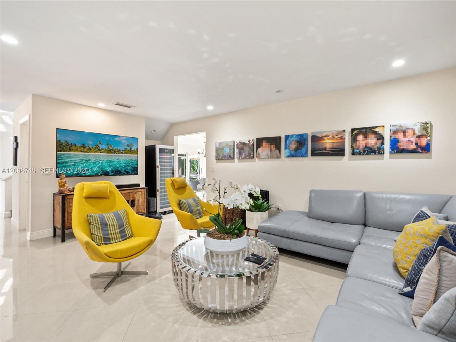 8889 SW 78th Ct Miami, FL 33156