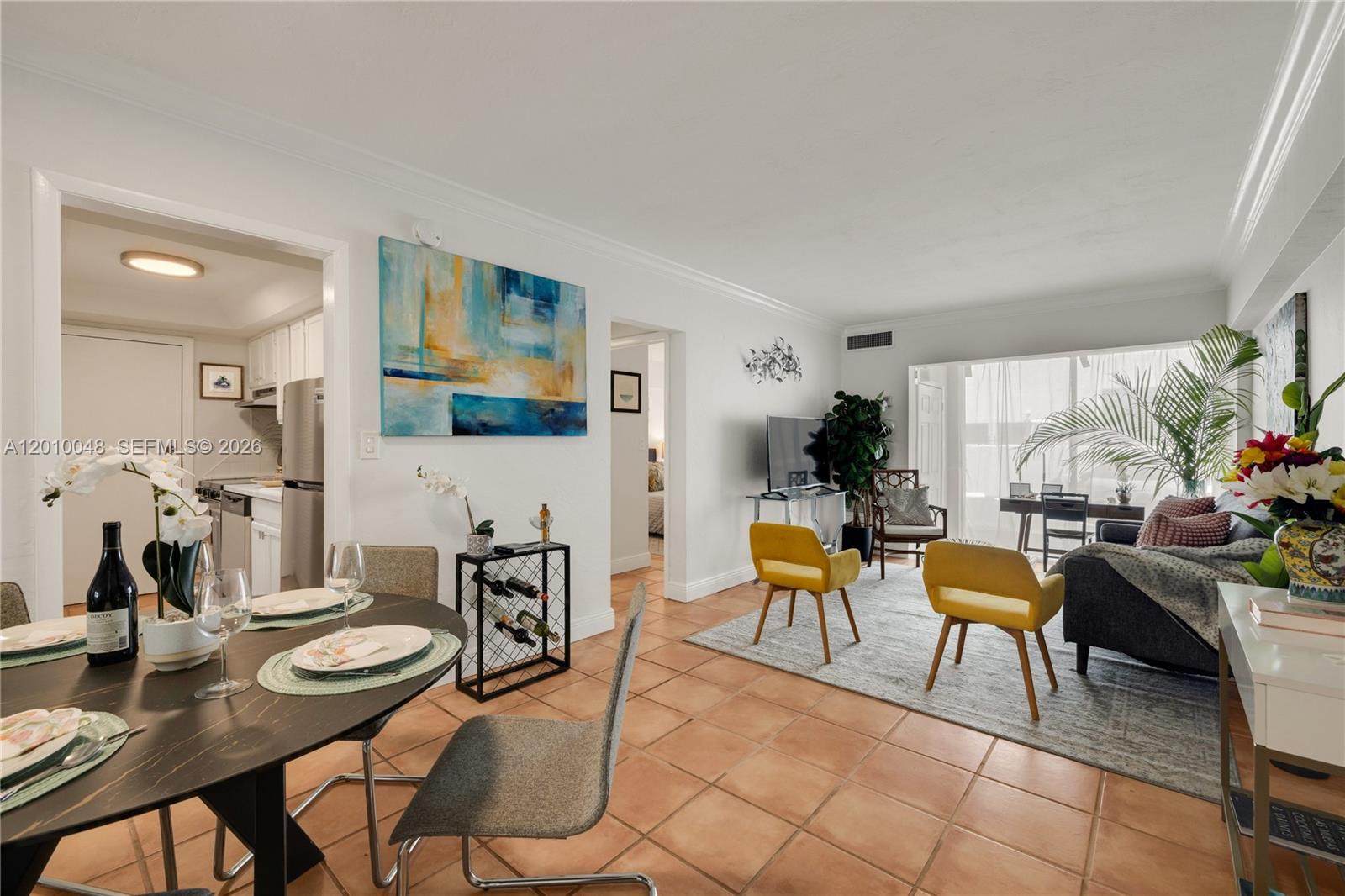 300 Sunrise Dr #1B Key Biscayne, FL 33149