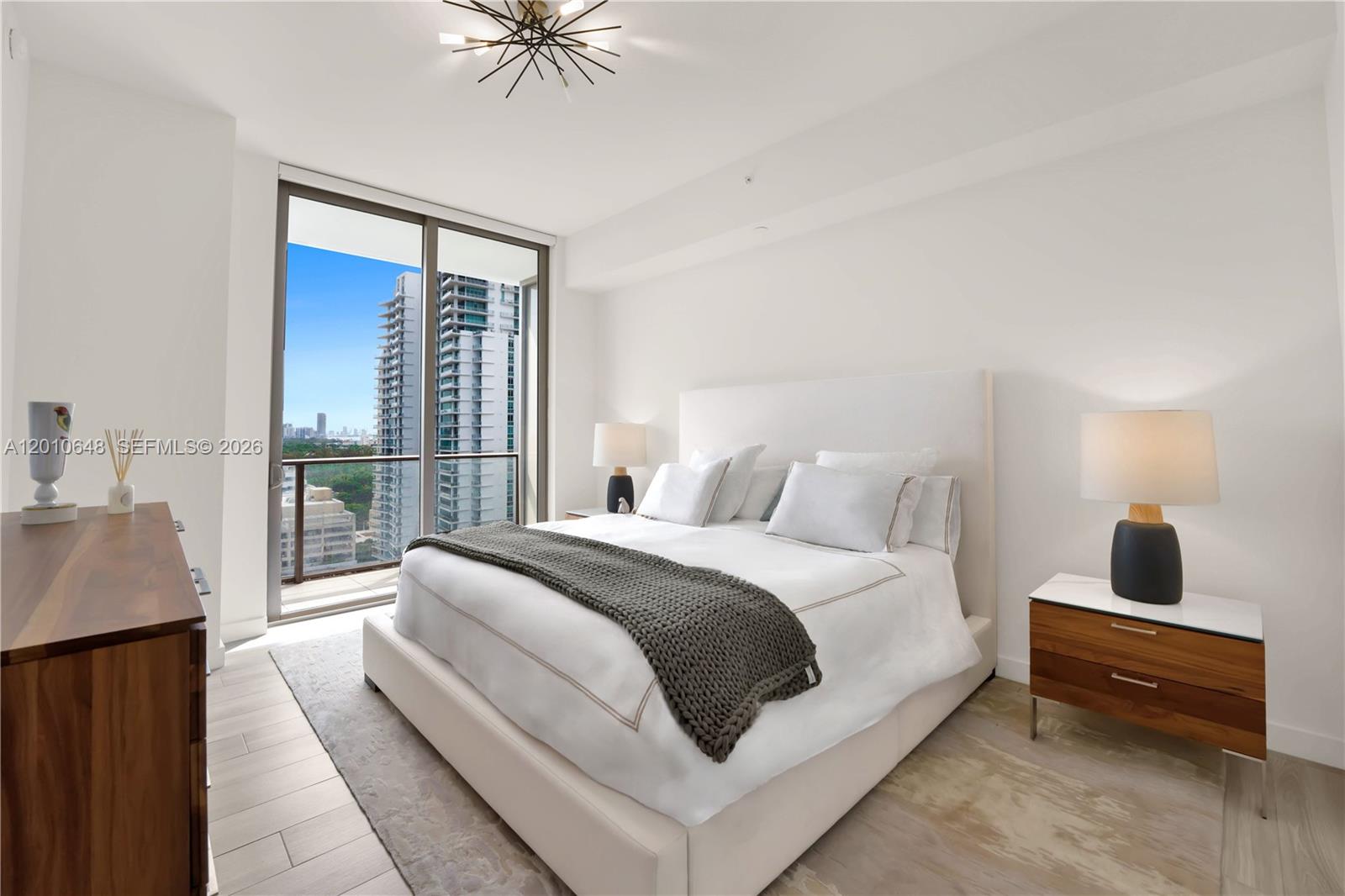 2678 Tigertail Ave #1404 Miami, FL 33133
