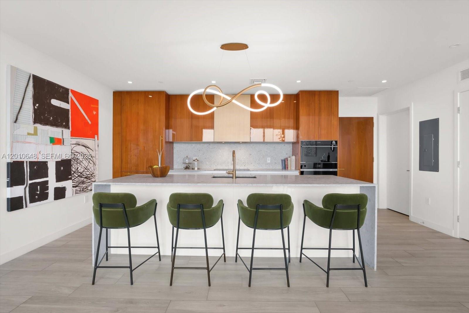 2678 Tigertail Ave #1404 Miami, FL 33133