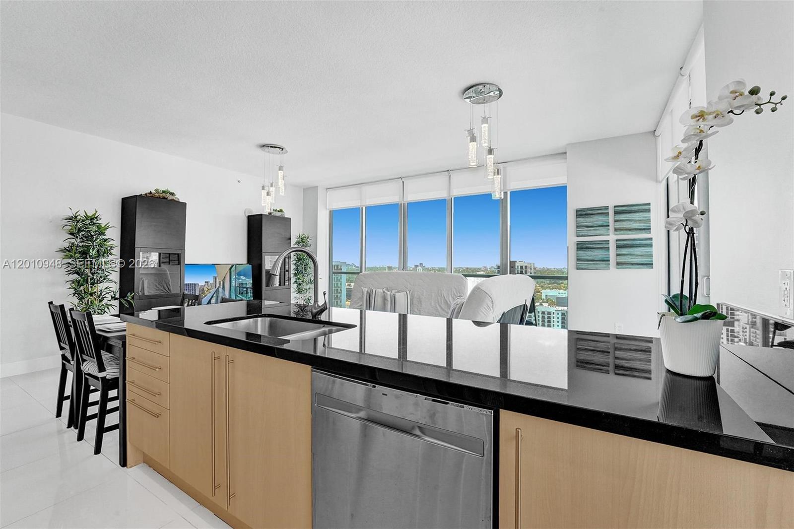1111 SW 1st Ave #2325-N Miami, FL 33130