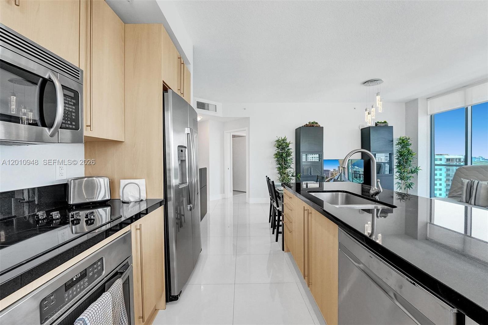 1111 SW 1st Ave #2325-N Miami, FL 33130