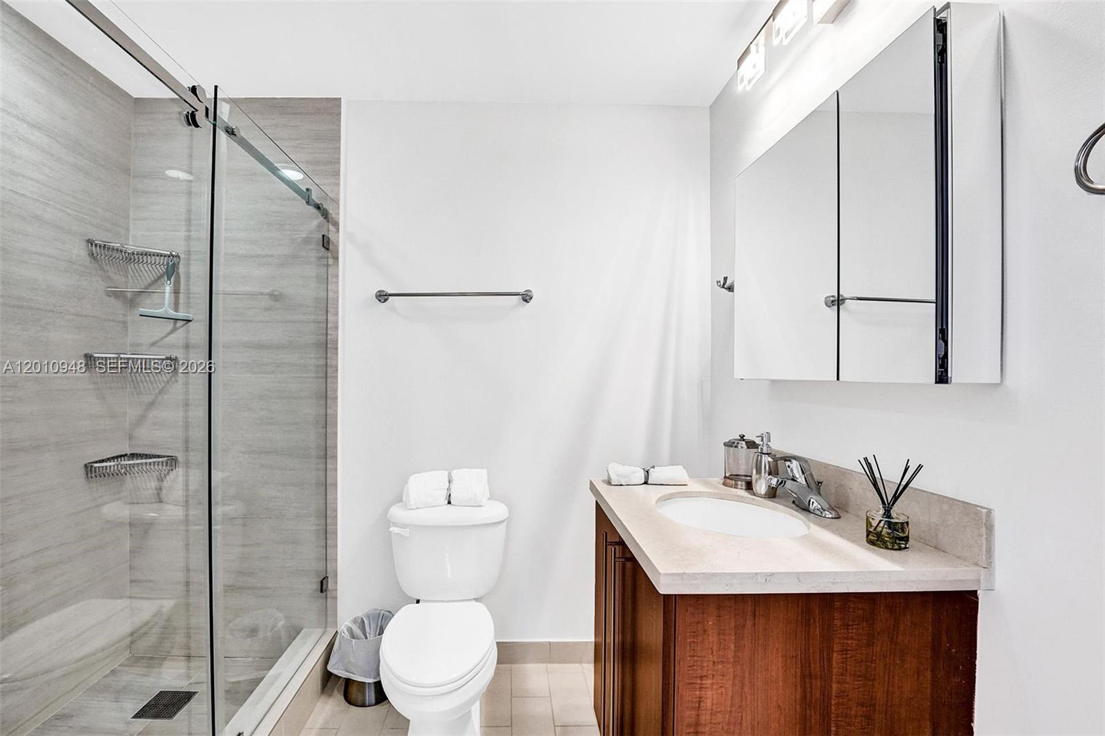 1111 SW 1st Ave #2325-N Miami, FL 33130