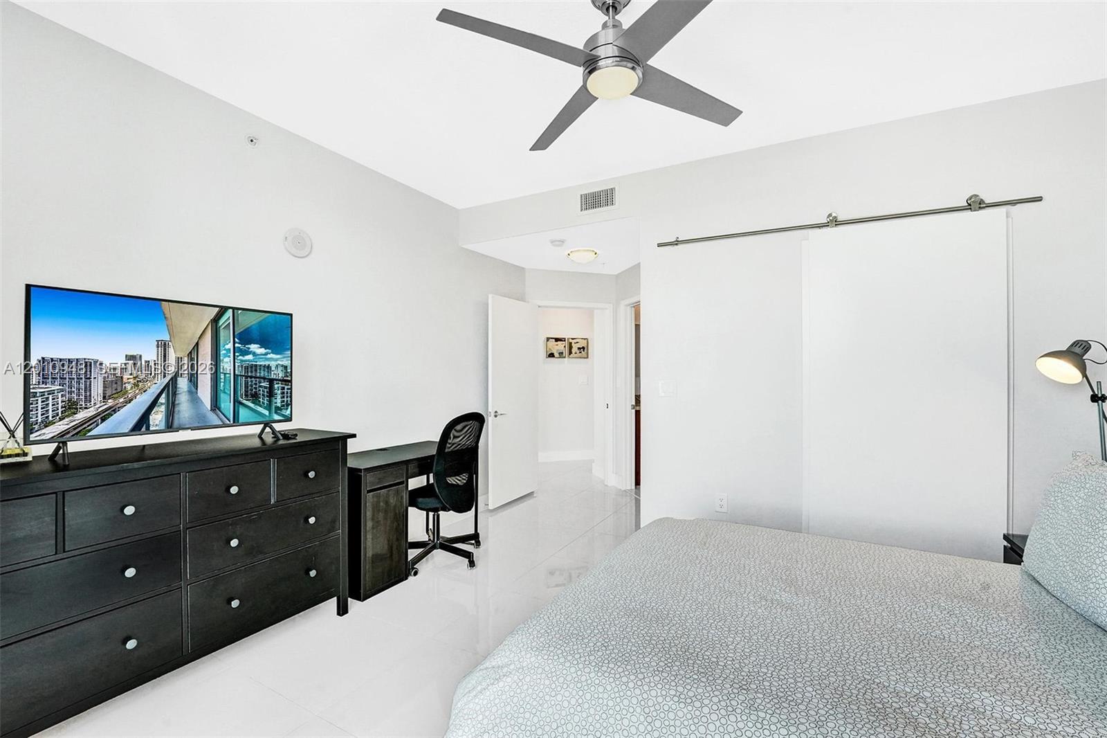 1111 SW 1st Ave #2325-N Miami, FL 33130
