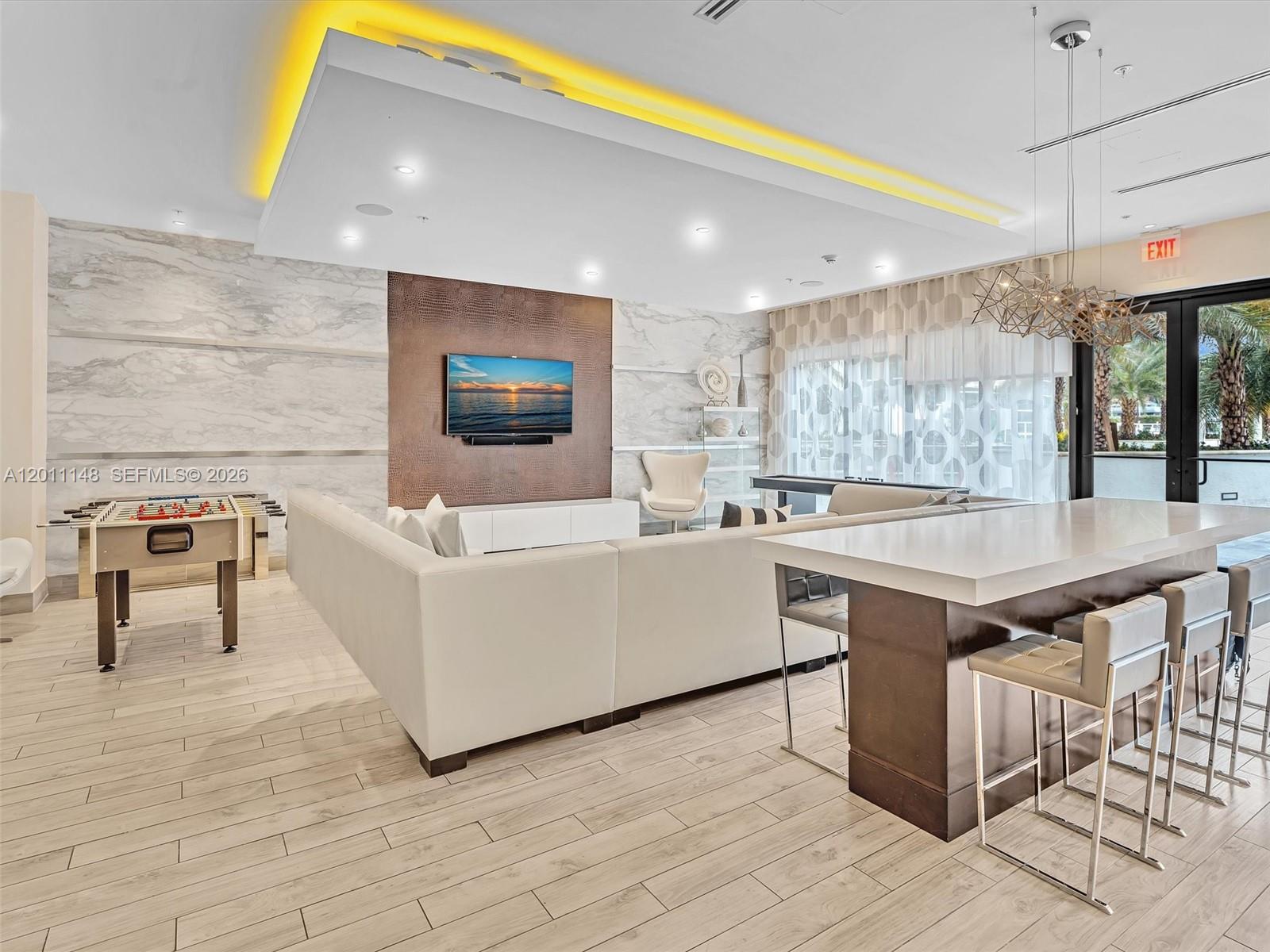 image Nine at Mary Brickell Village21