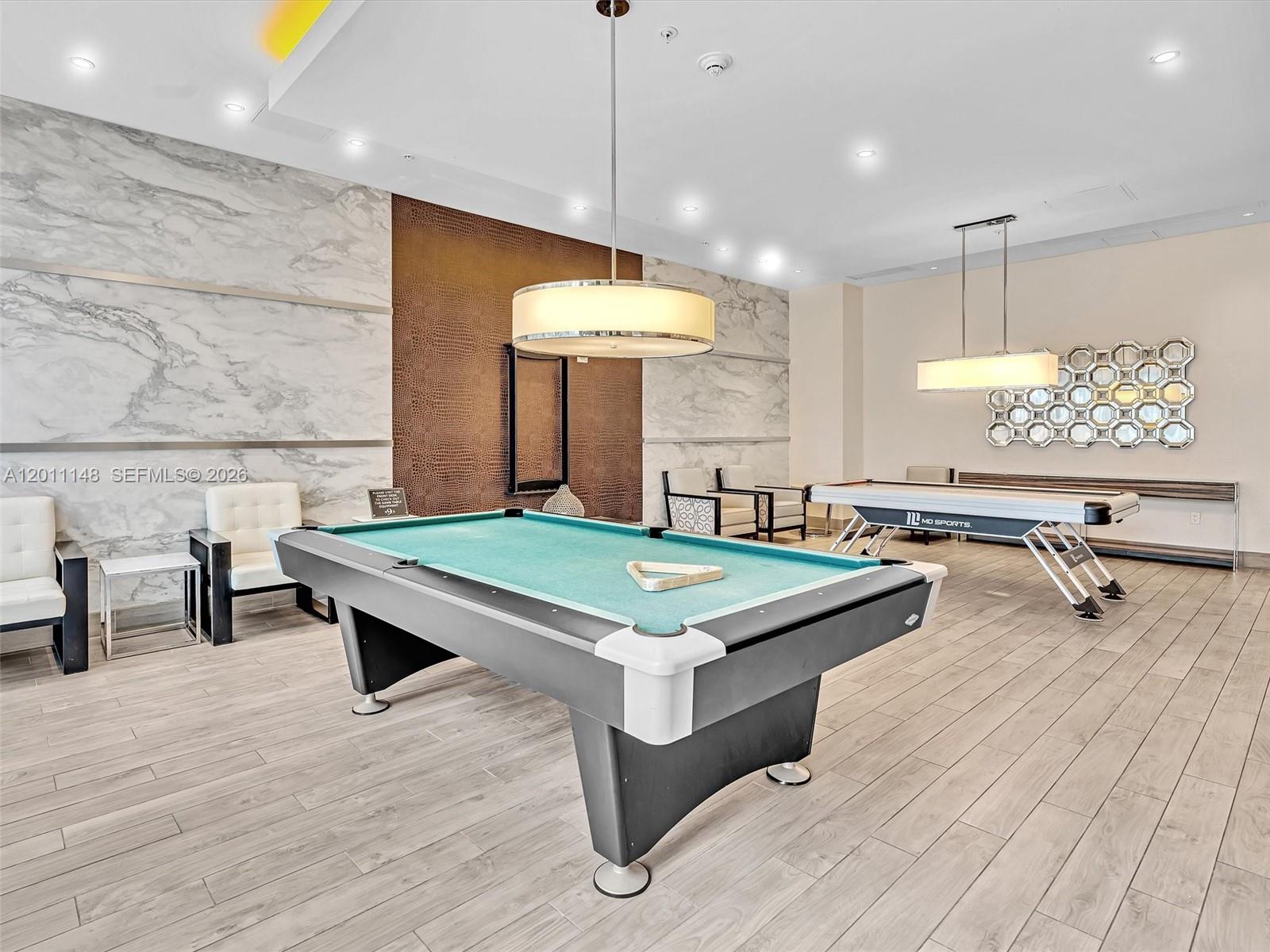 image Nine at Mary Brickell Village22