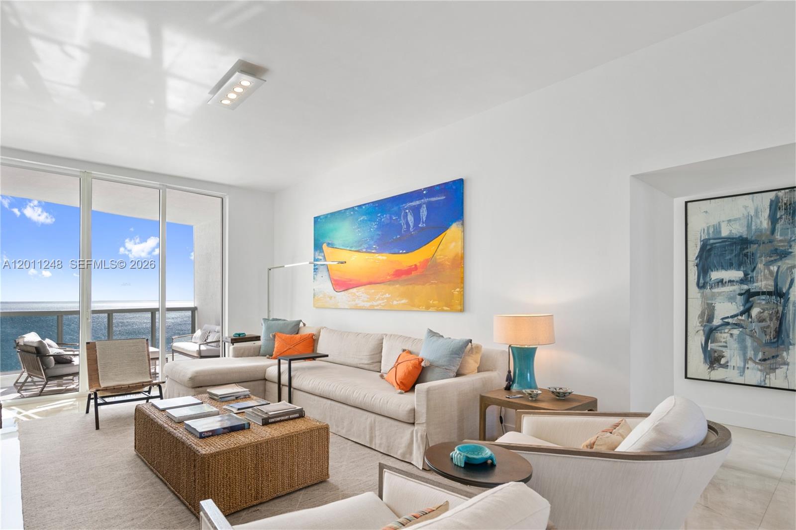 15901 Collins Ave #1206
