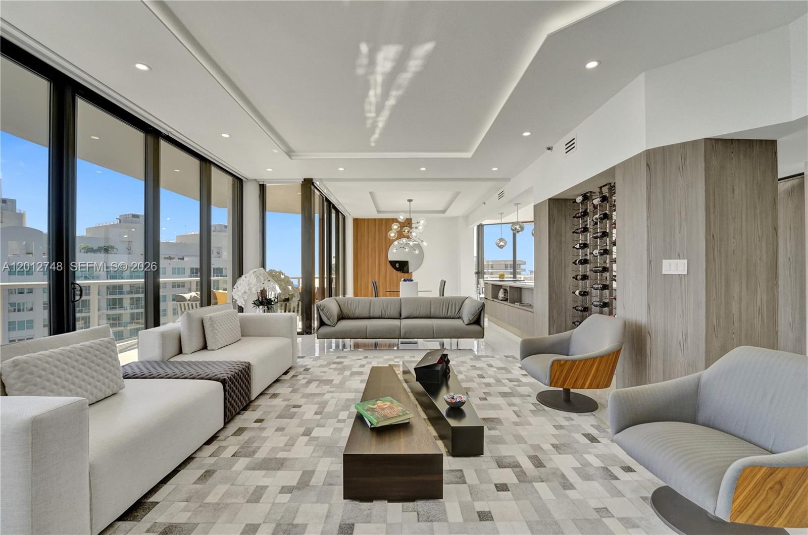 image Hamptons West10