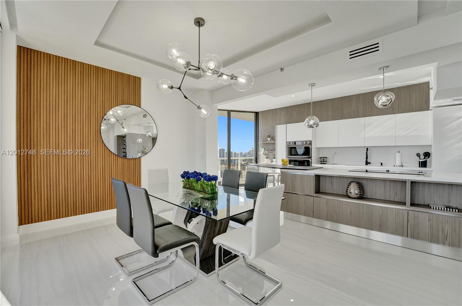 image Hamptons West17