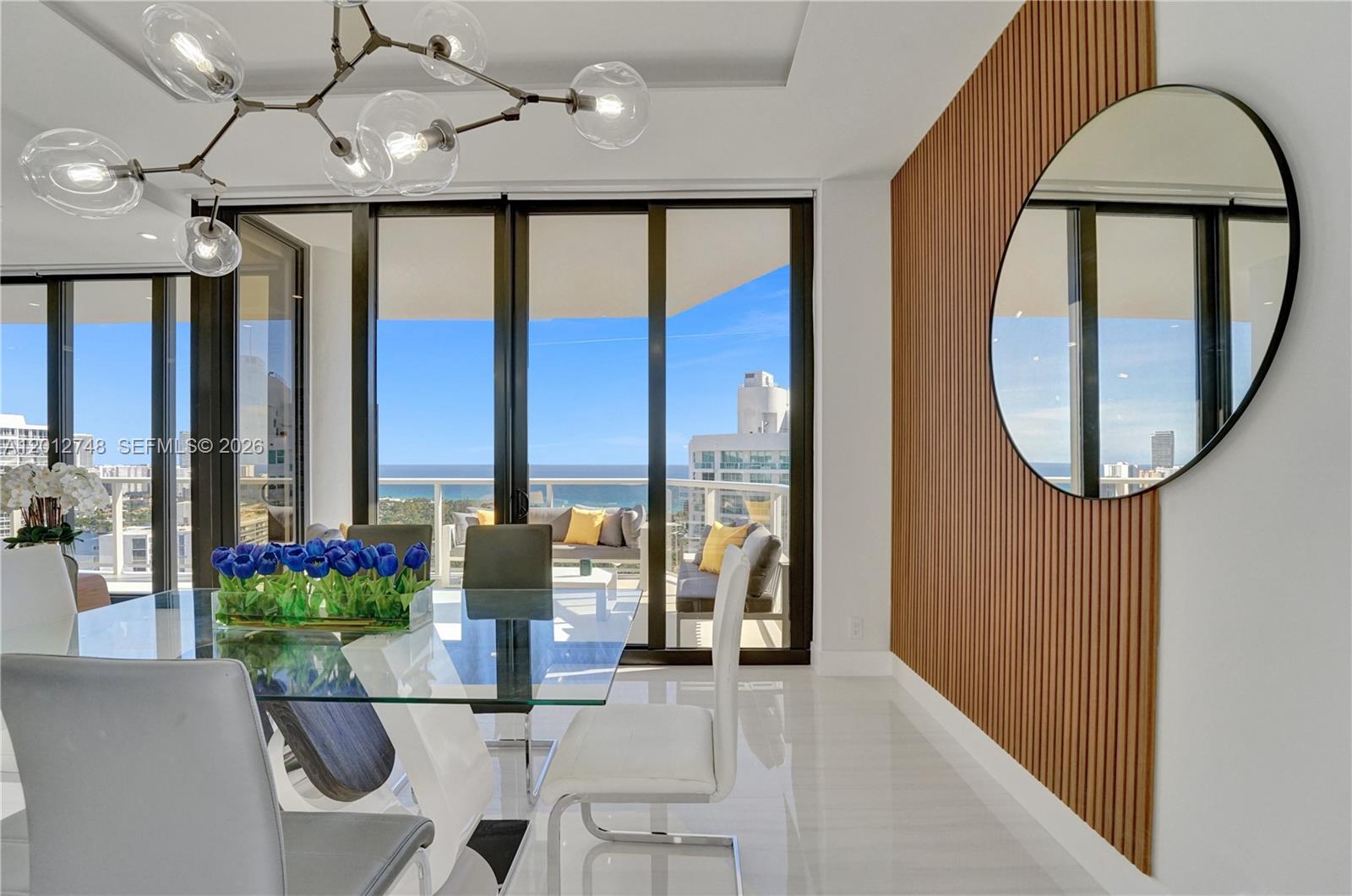 image Hamptons West21