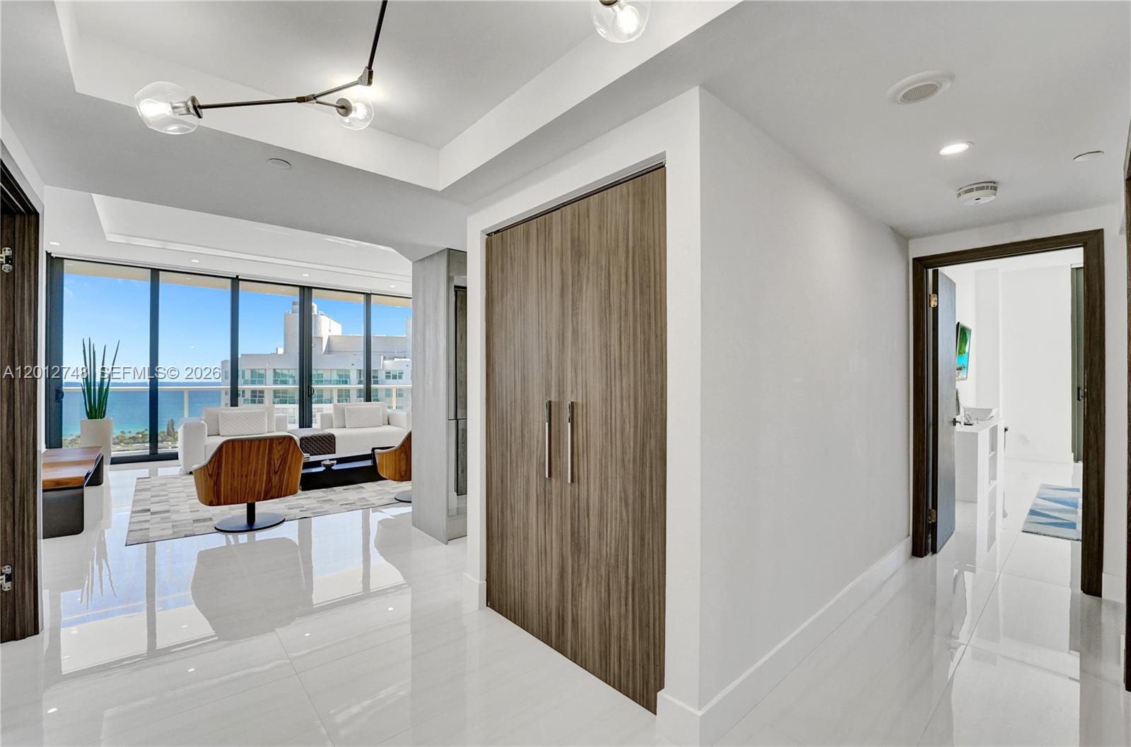 image Hamptons West5