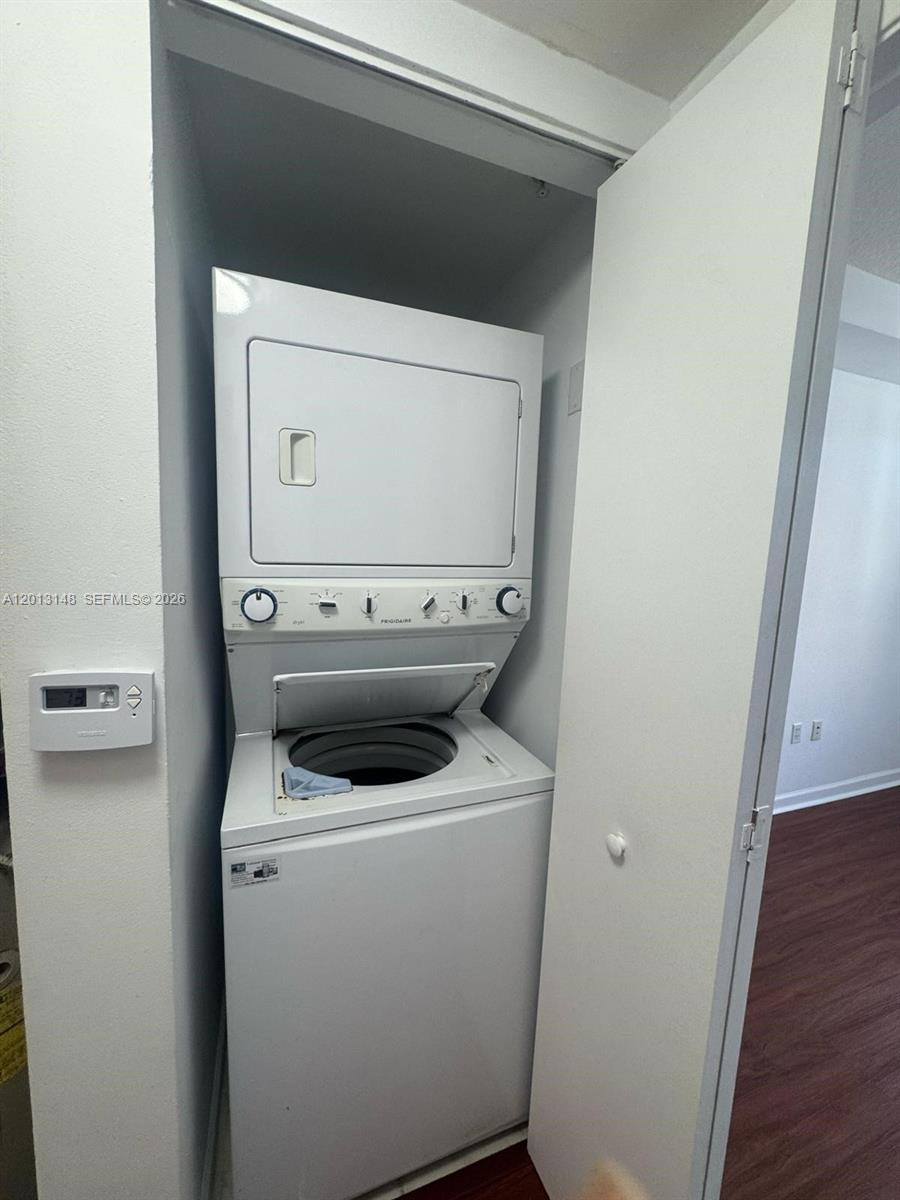 image The Venture at Aventura6