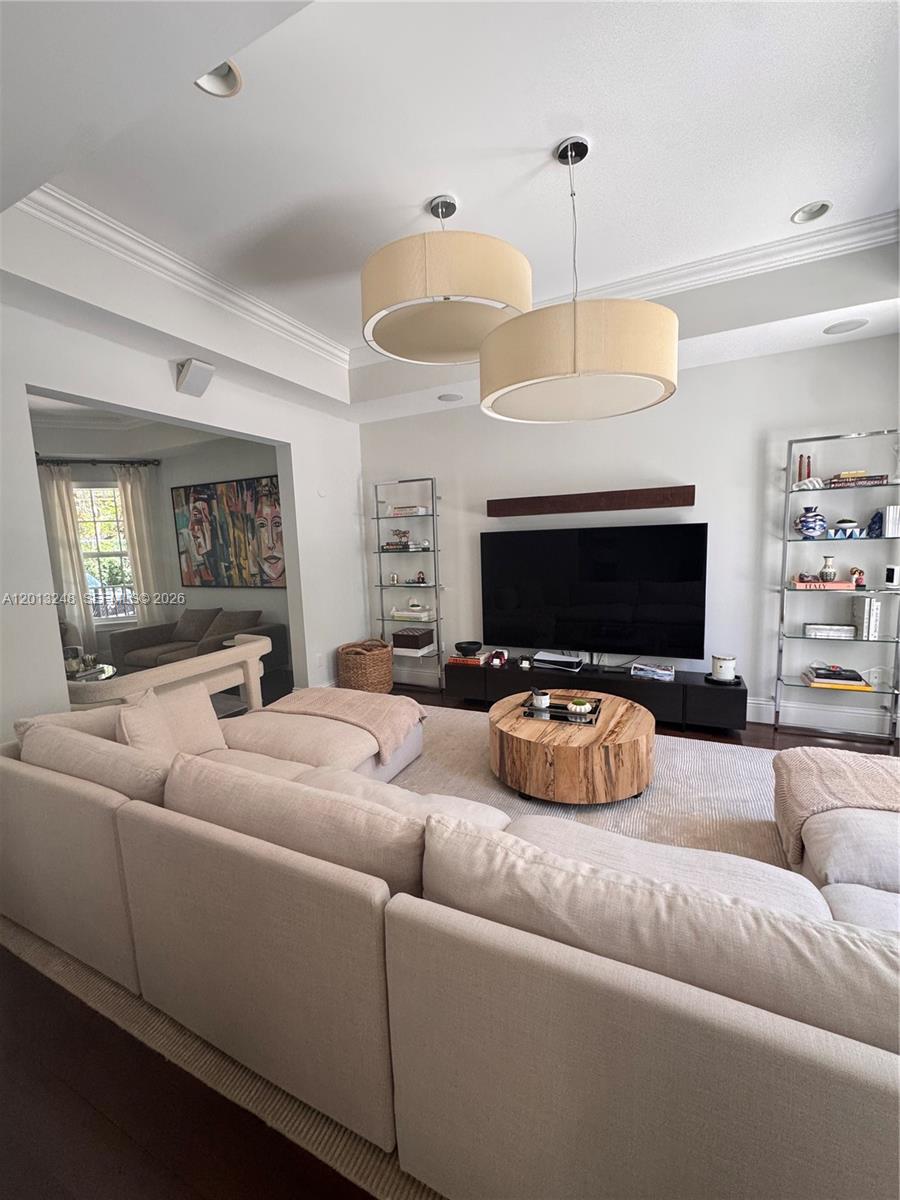 5000 SW 73rd Ter Miami, FL 33143