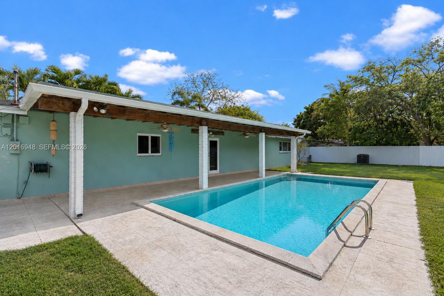 9340 SW 178th St Palmetto Bay, FL 33157