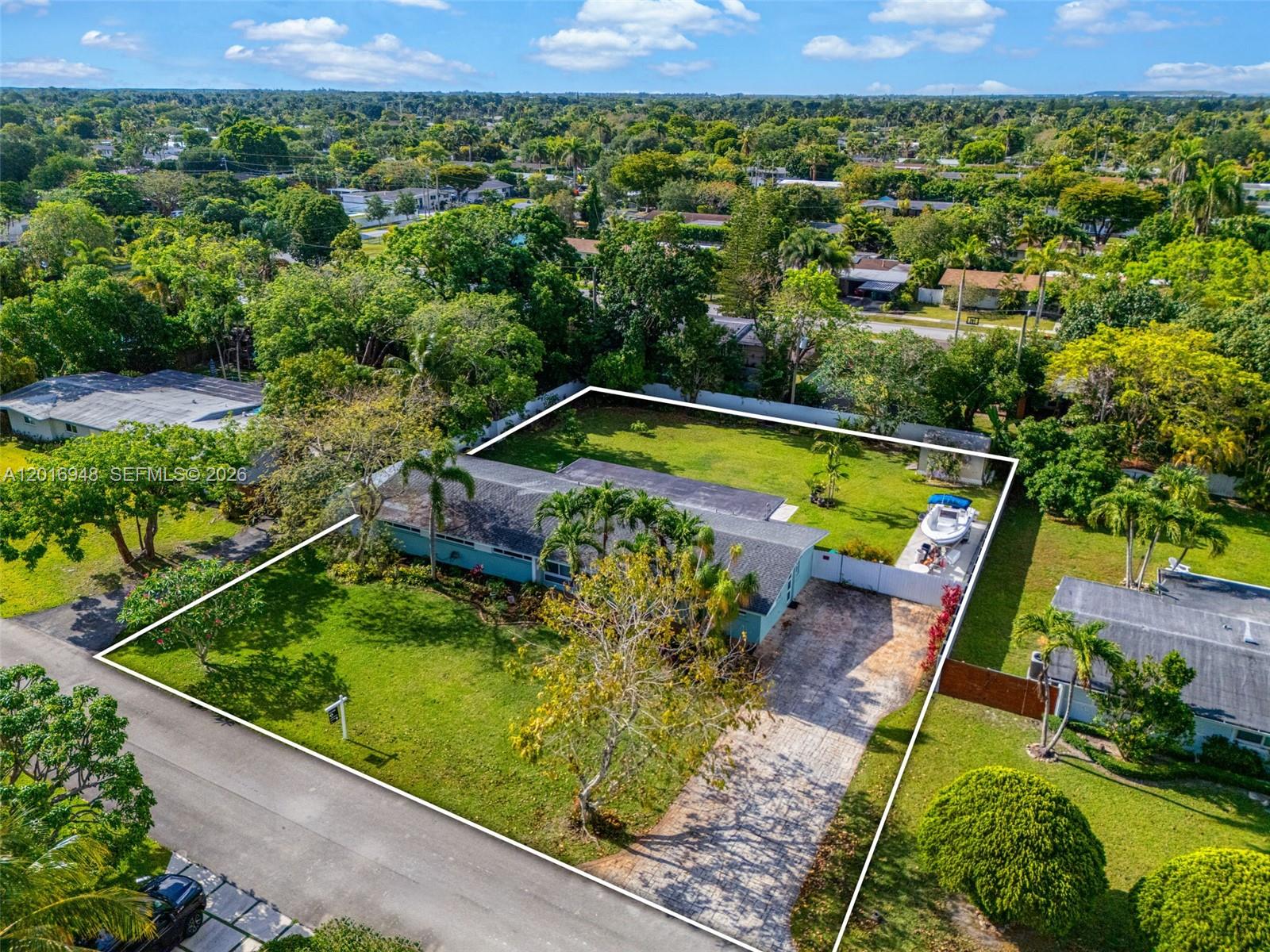 9340 SW 178th St Palmetto Bay, FL 33157