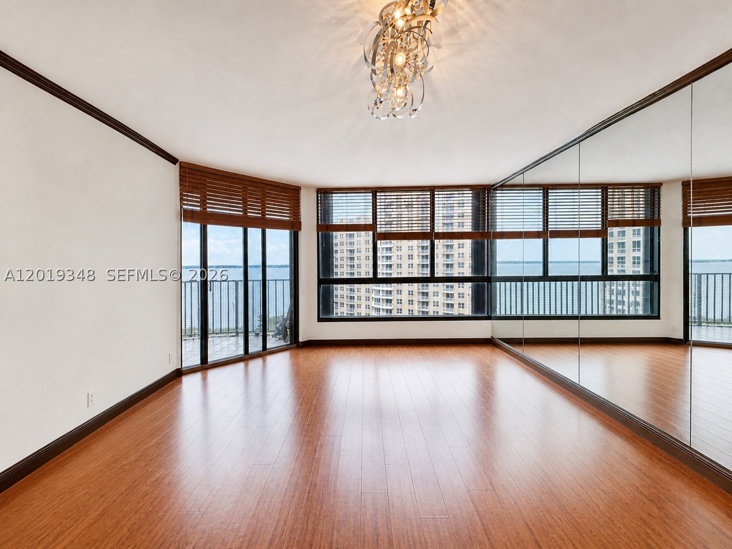 image Brickell Key One2