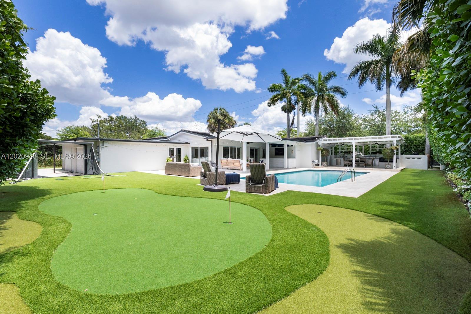 8200 SW 102nd St Miami, FL 33156