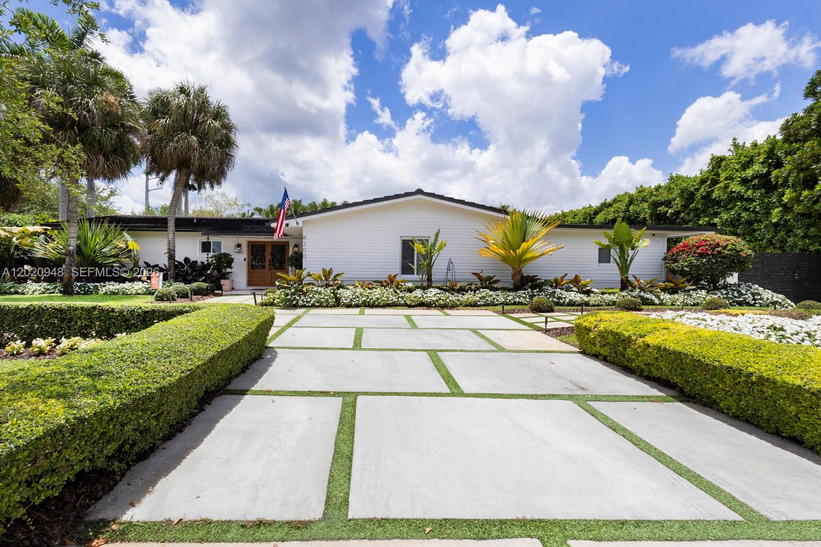 8200 SW 102nd St Miami, FL 33156