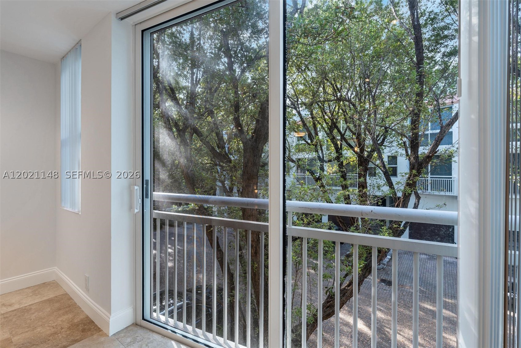 325 Meridian Ave #5 Miami Beach, FL 33139
