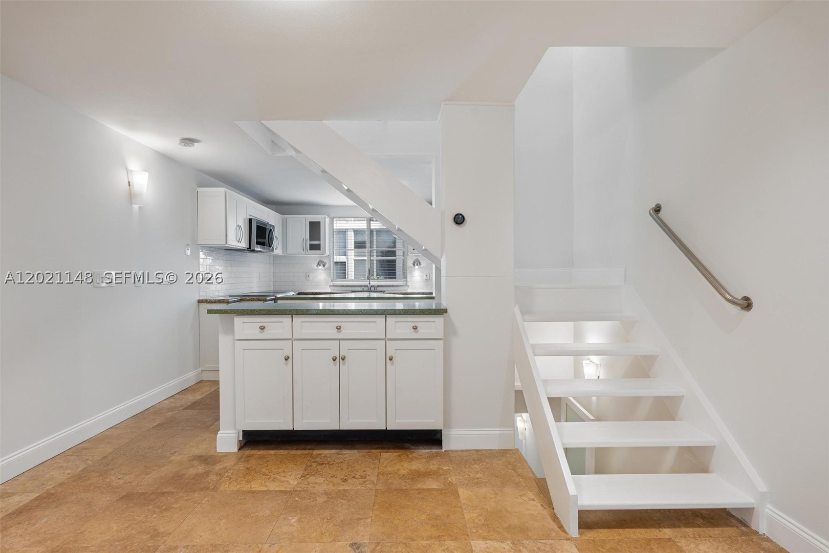 325 Meridian Ave #5 Miami Beach, FL 33139