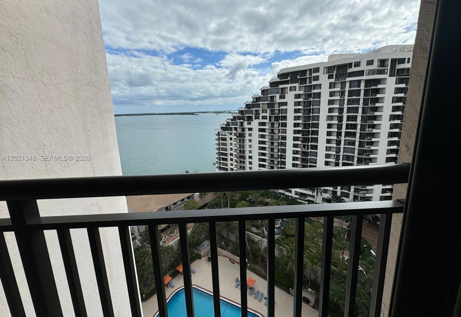 540 Brickell Key Dr #1801 Miami, FL 33131
