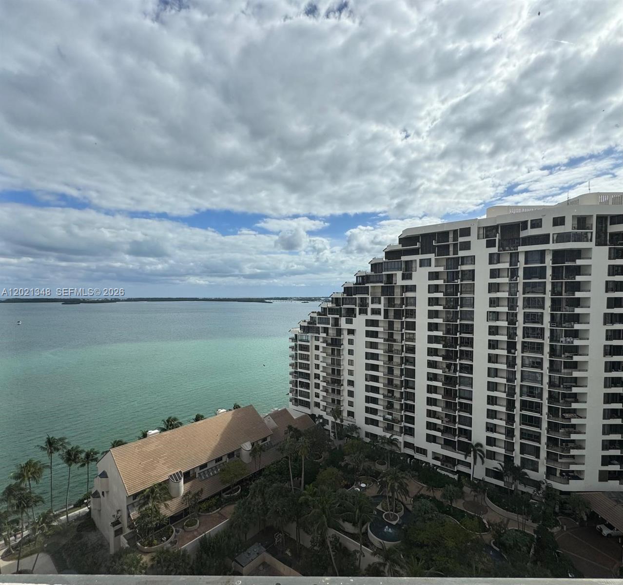 540 Brickell Key Dr #1801 Miami, FL 33131