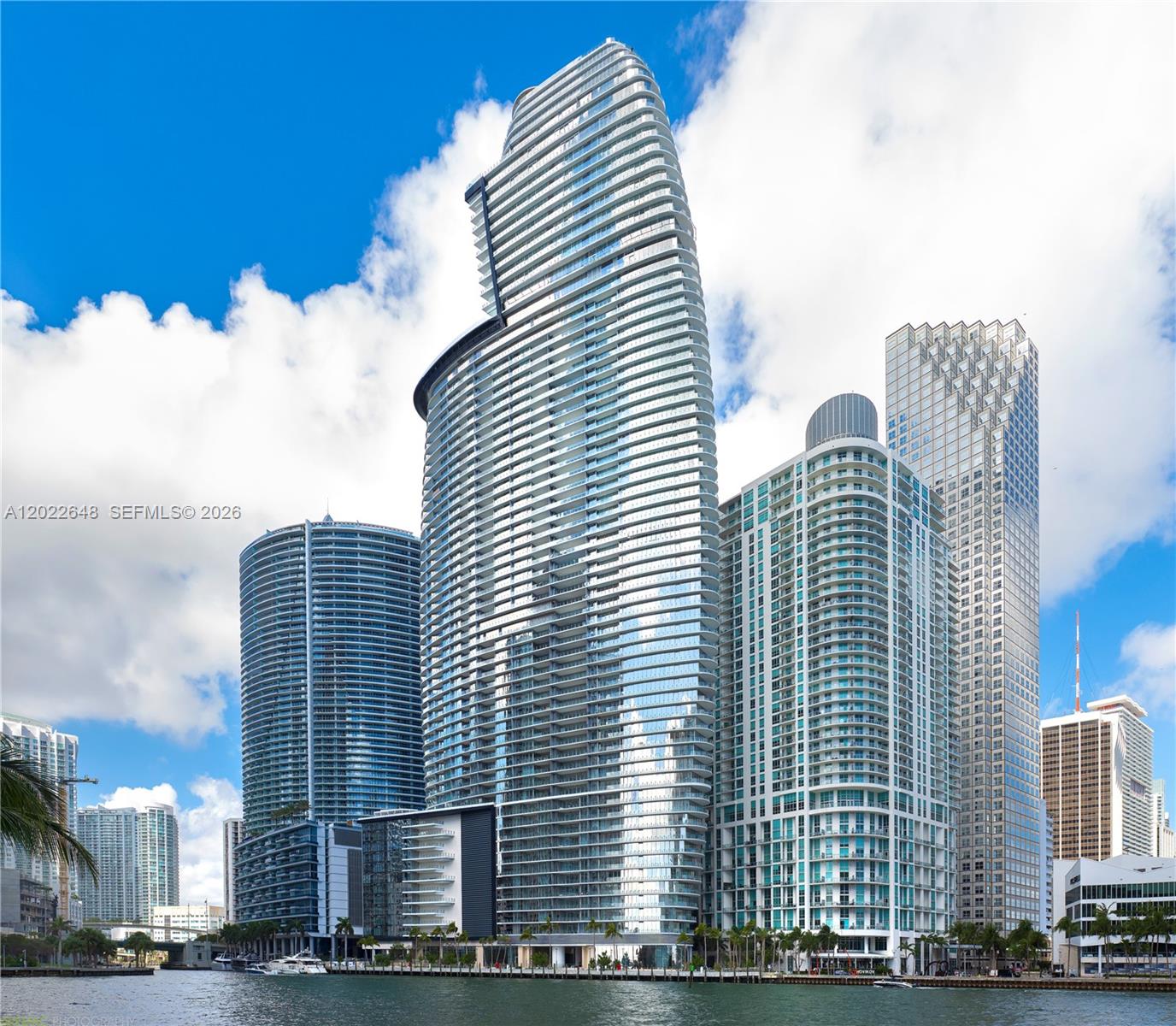 image Aston Martin Residences0