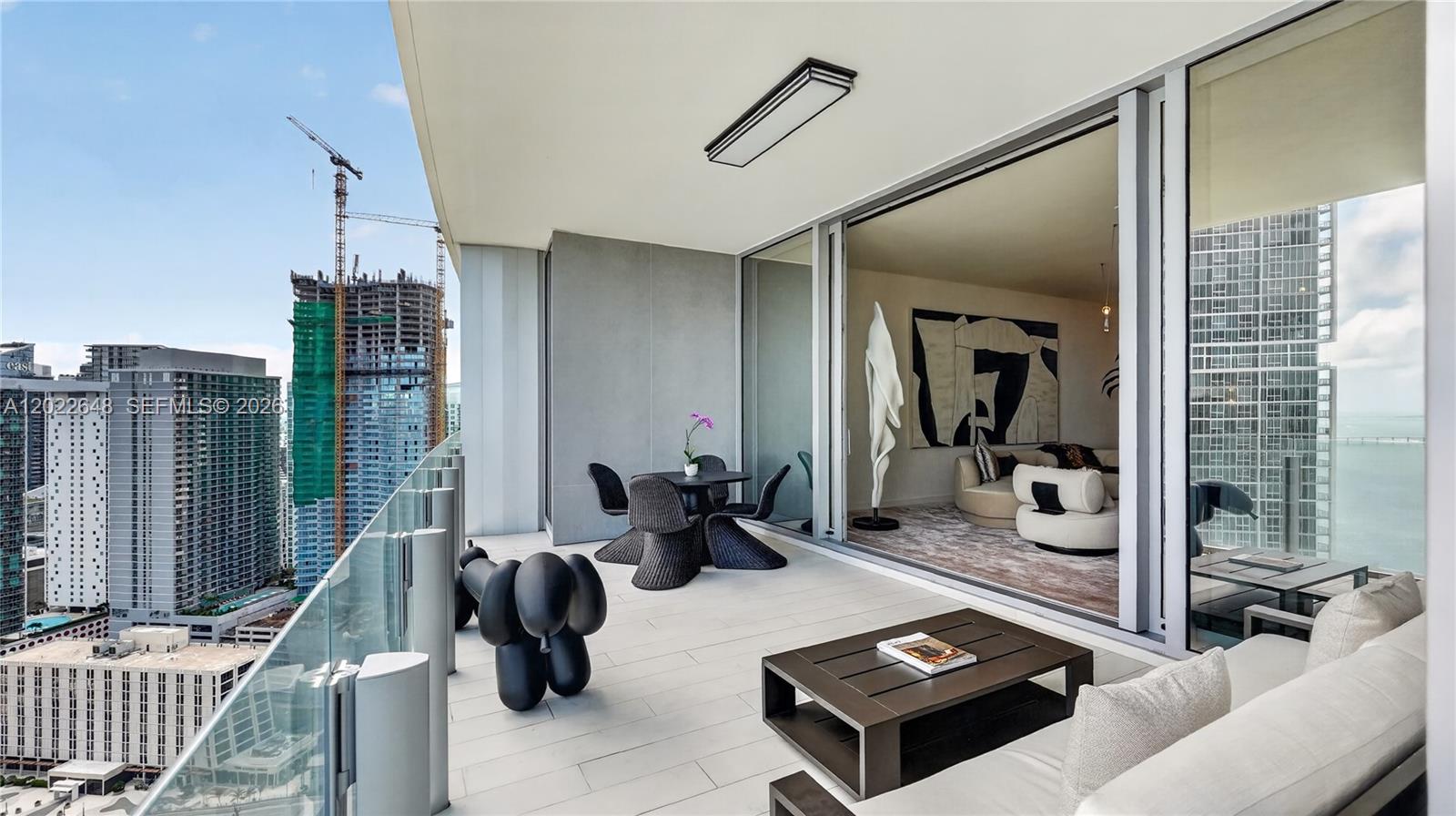300 Biscayne Blvd Way #3604 Miami, FL 33131