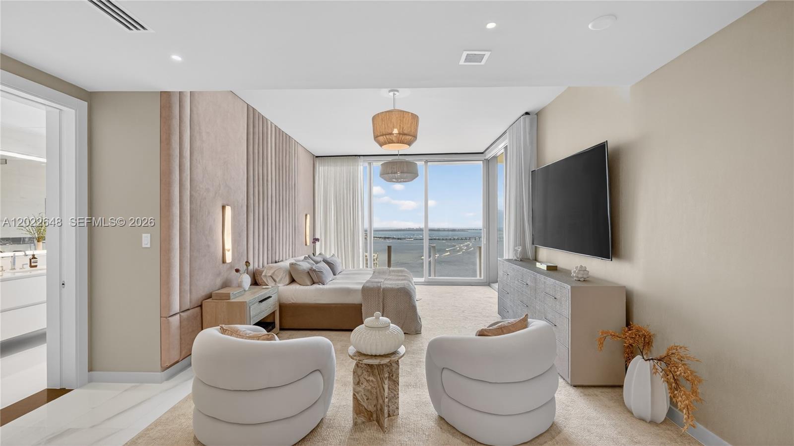 300 Biscayne Blvd Way #3604 Miami, FL 33131
